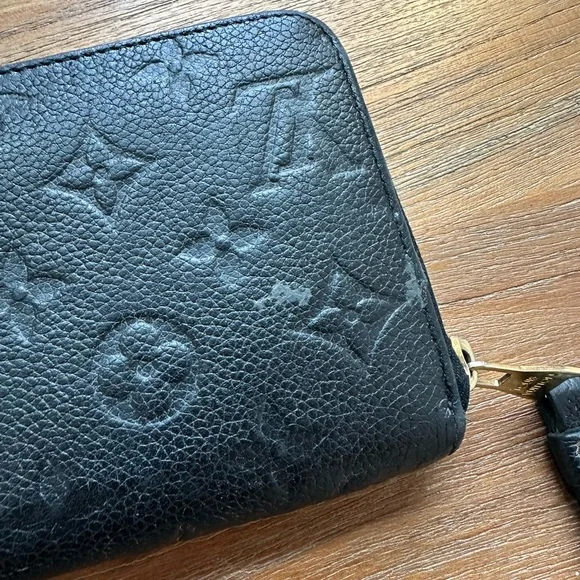 Louis Vuitton Black Monogram Zip Wallet - Picture 3 of 9